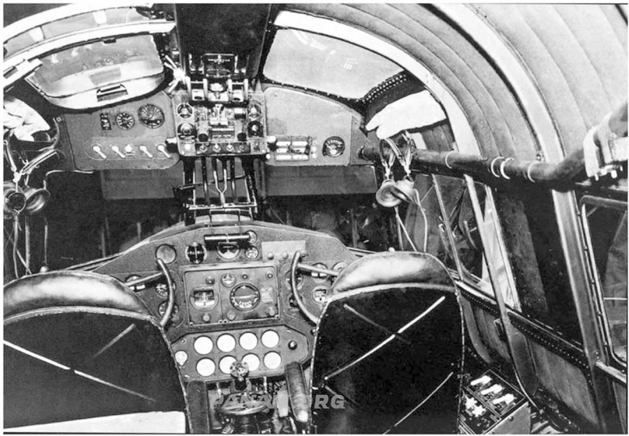 M130 Cramped Cockpit - PAHF photo