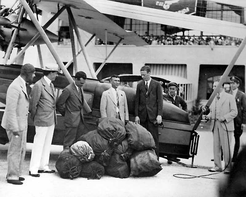 Pan Am s 38 cristobal panama miami airmail flight lindy 1929
