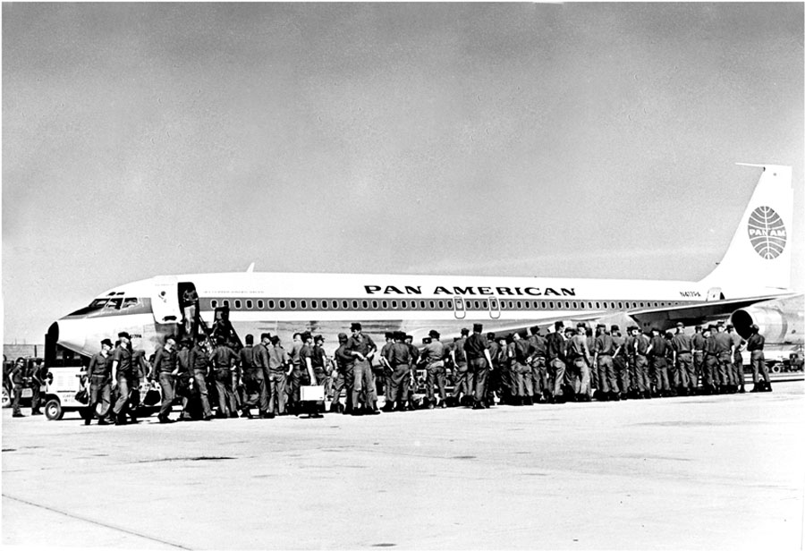 8 Pan Am Clipper Winged Racer at SGN PAHF Final