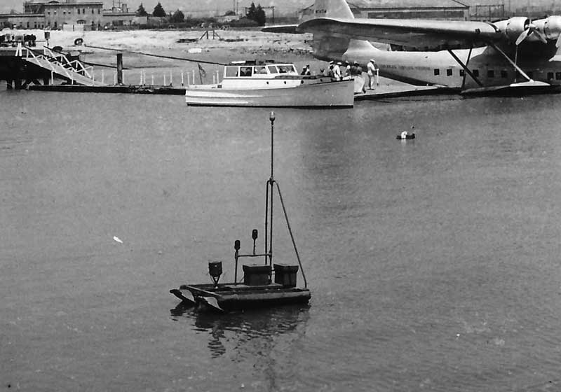 Light float for Pan Am flying boat night landings