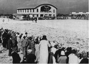 Pan Am Miami 36th St Airport opens January 1929