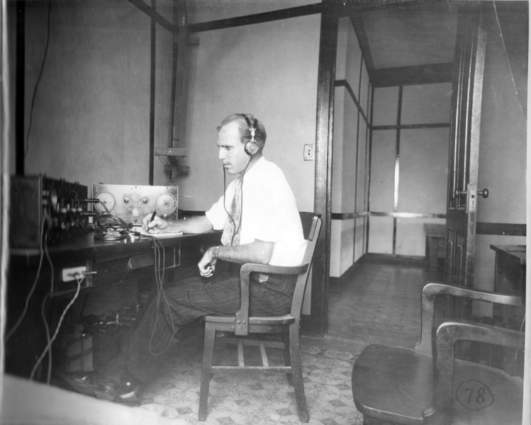 Pan Am Ground Radio Operation, 1930s